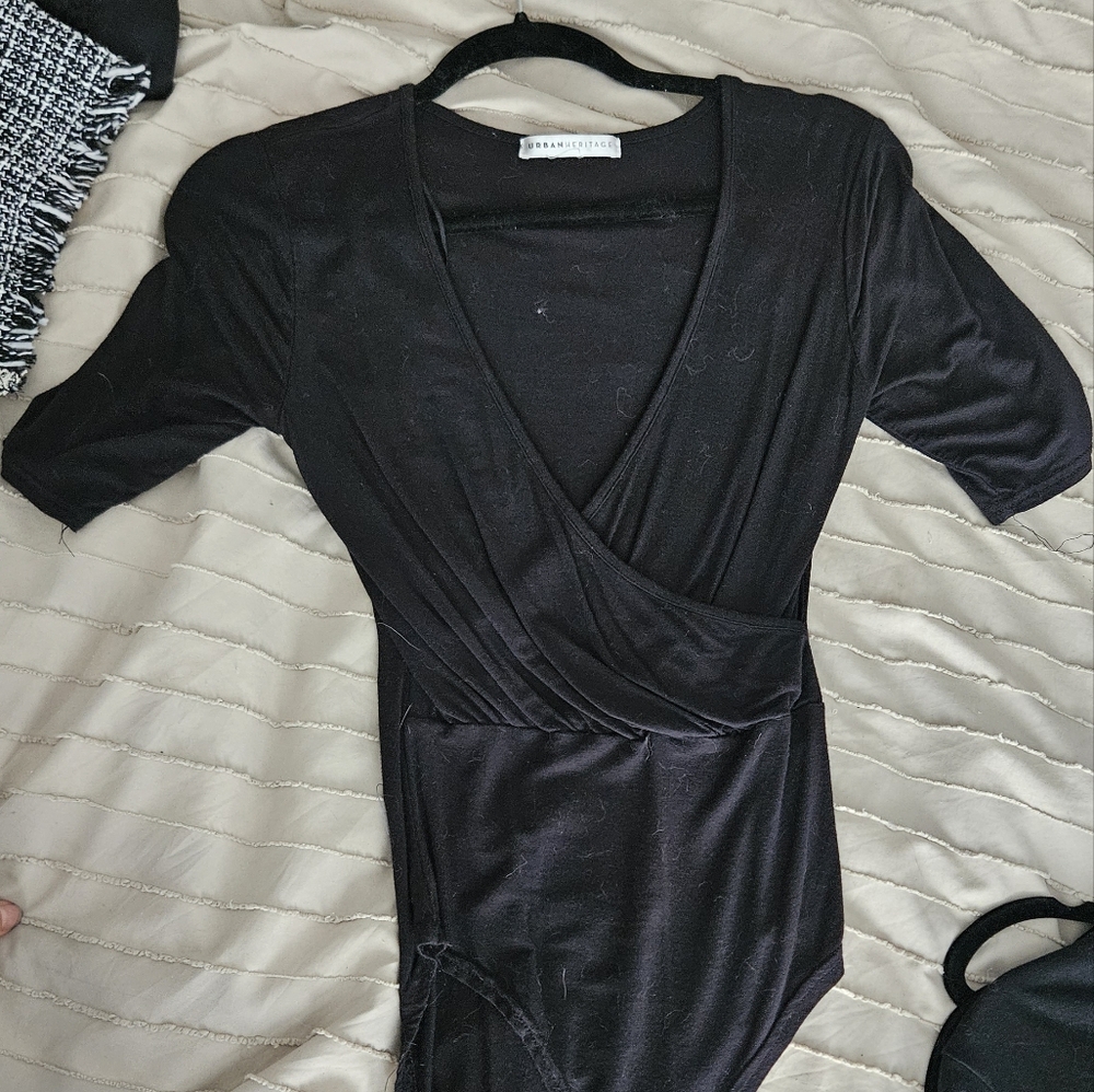 ***5 FOR $50*** cross body suit